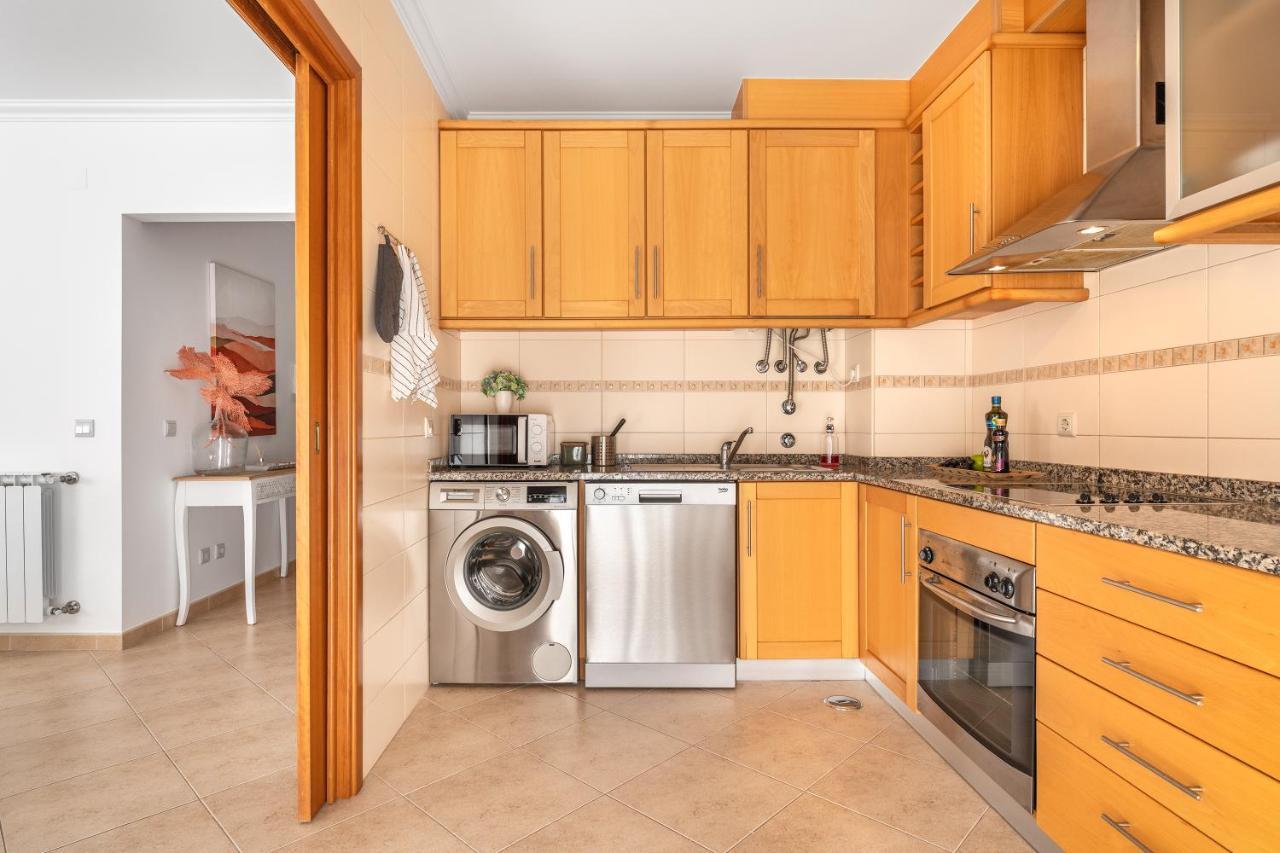 Ocean Getaway - Private Parking And Sea View Apartment Nazaré Exterior foto